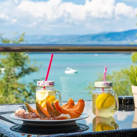 Bay Seashore Apartment *