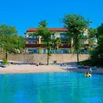 Bay Seashore Apartment *