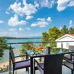 Apartman Bay Seashore *