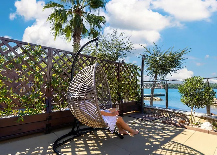 Bay Seashore * Soline