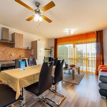 Bay Seashore Apartment Soline (Krk)